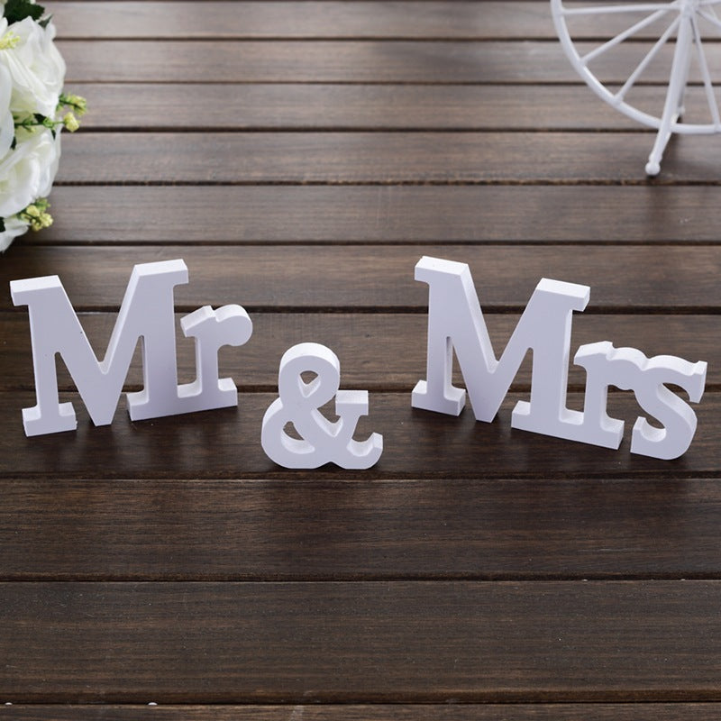 Mrs. & Ms. Cake Decoration Band: Elegant Wedding Cake Accessory