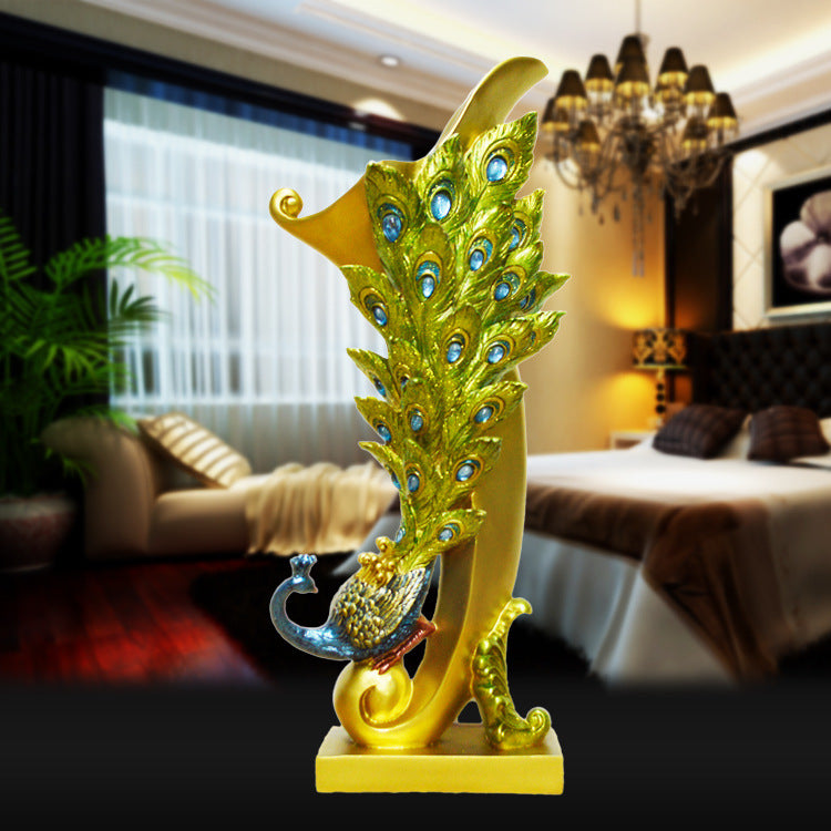 Elegant Animal-Themed Decorations for Living Room and Wedding Gifts: Peacock